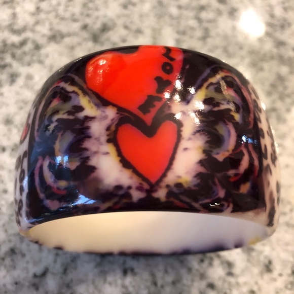 ❤️ LOVE-themed Cuff bracelet ❤️ - Picture 3 of 11